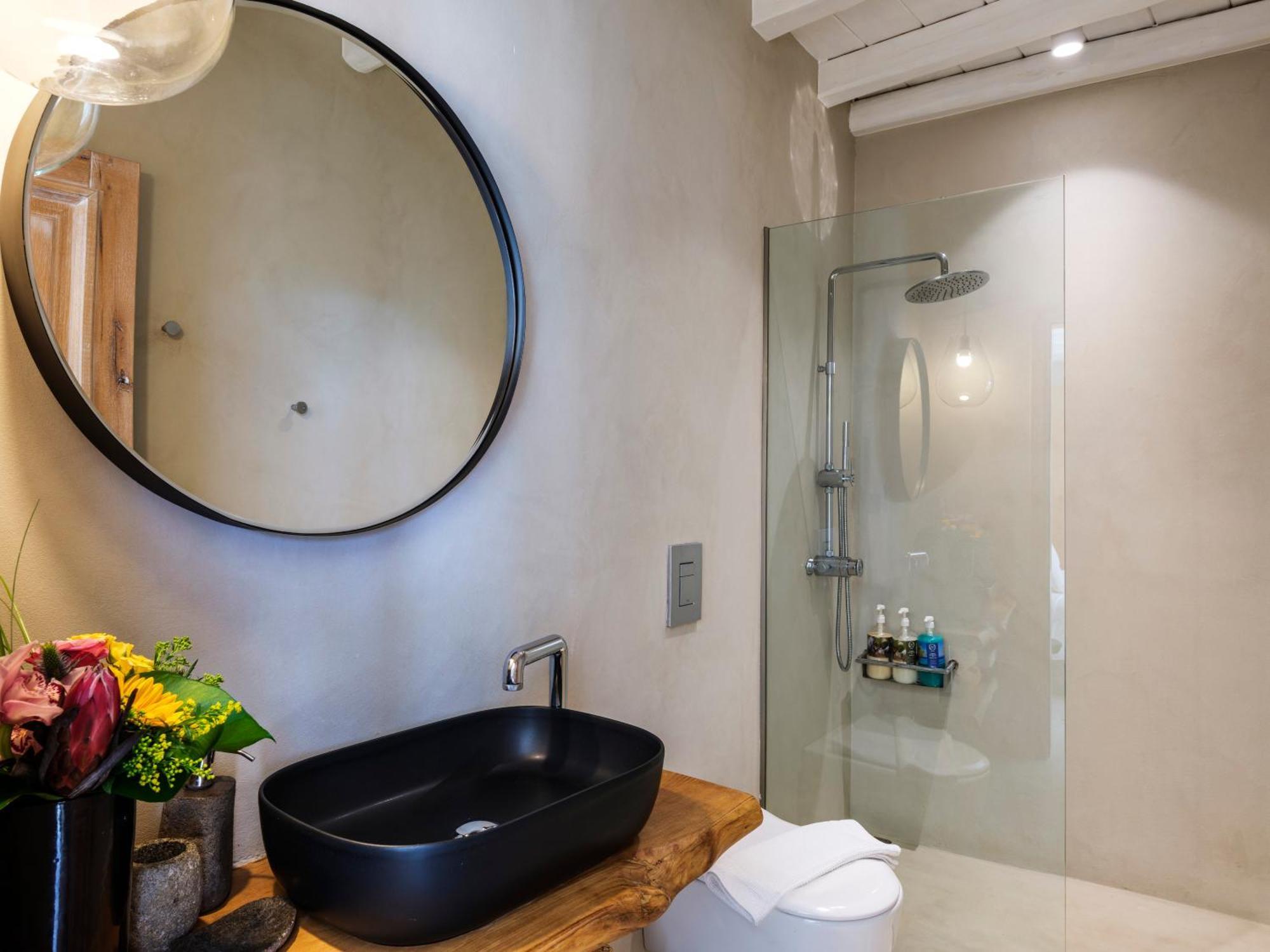 V&V Guest House - Luxury Suites Ornos  Exterior photo